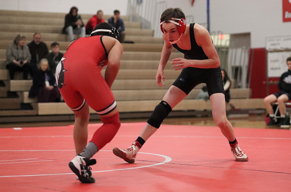Braden Norris (right) competes in a match Wednesday.