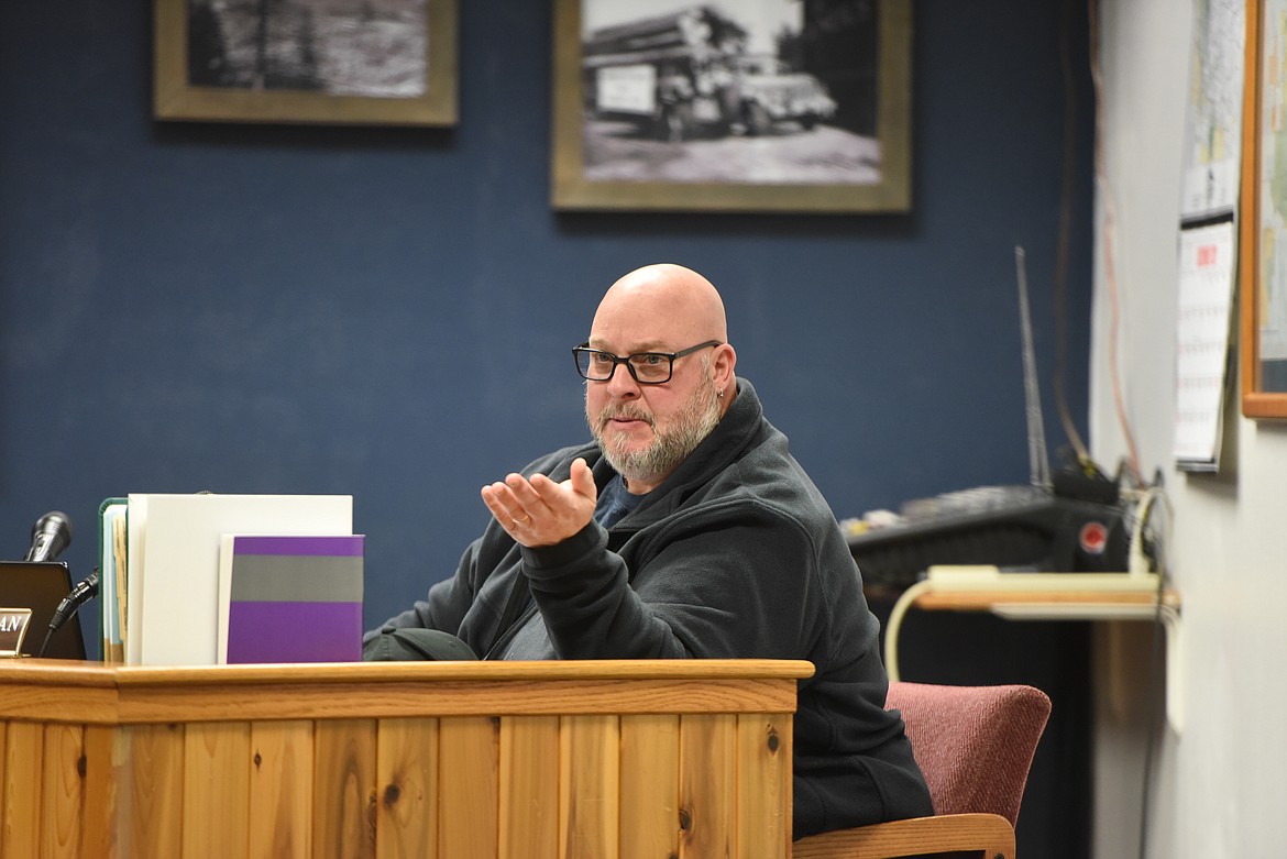 City Councilor Brian Zimmerman, who serves on the ordinance committee, speaks with residents during a Dec. 7 meeting on recreational marijuana rules. (Derrick Perkins/The Western News)