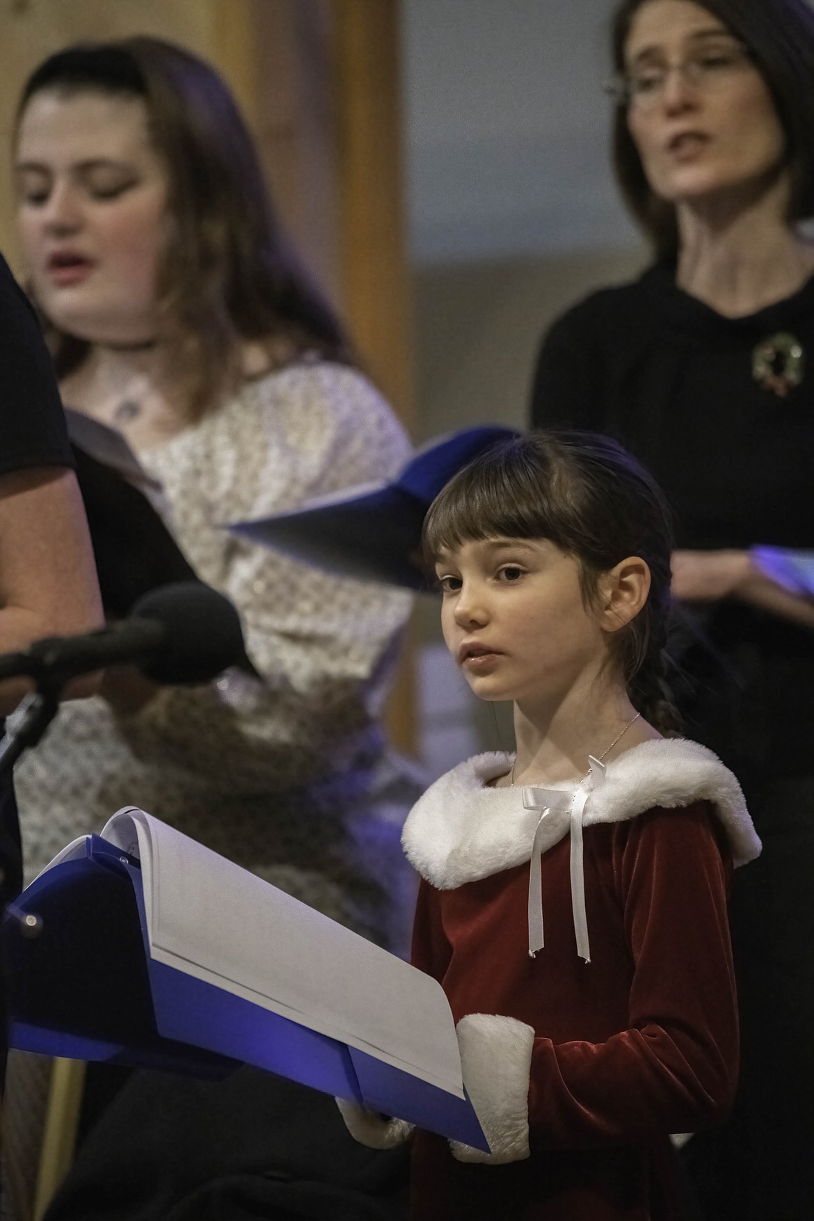 Local children perform at a Christmas concert Dec. 10 at Plains Bible Chapel. (Tracy Scott/Valley Press)