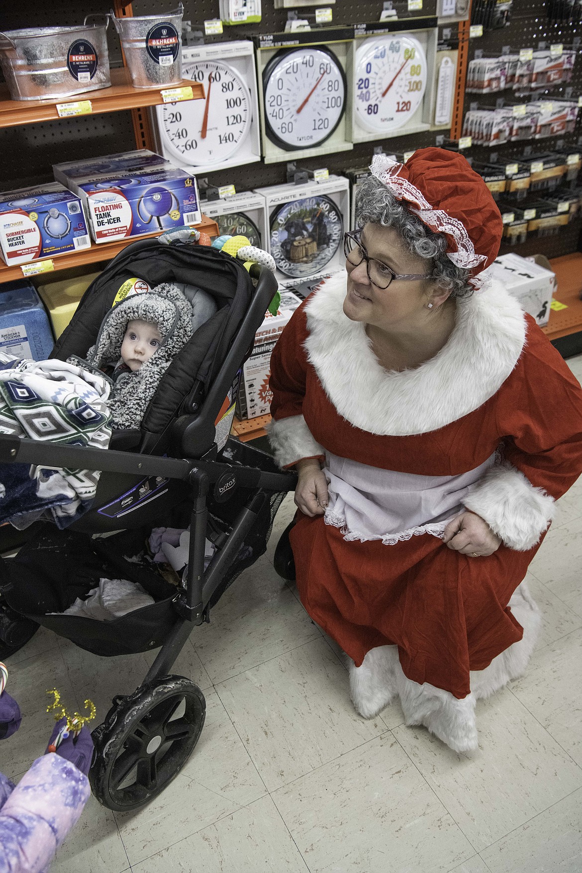 Sharon Nieni with Nolan Frankhauser. (Tracy Scott/Valley Press)