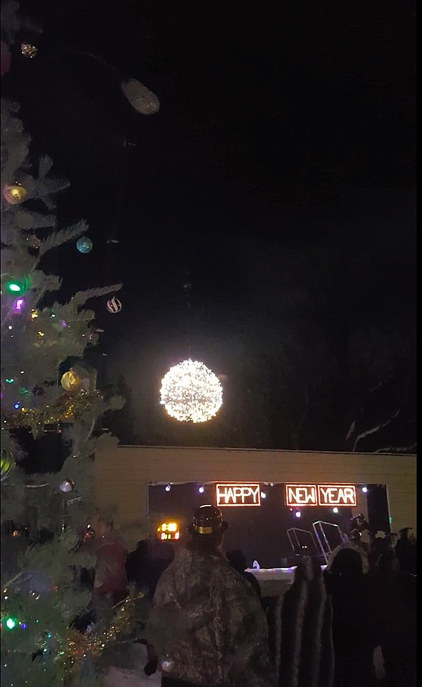 The New Year's Eve Ball Drop in Rathdrum in 2019 was the last time the town gathered for the event. This year the Parks & Recreation department is pleased to host it again. Festivities begin at 8 p.m.