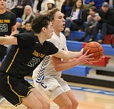 PREP BOYS BASKETBALL: Vikings slug past Shadle Park