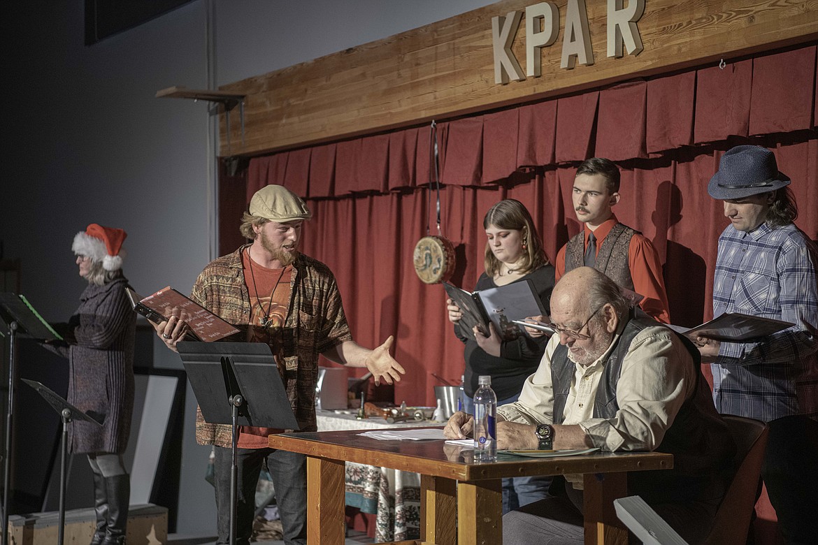 The Paradise Players present their rendition a "A Christmas Carol" by Charles Dickens. (Tracy Scott/Valley Press)