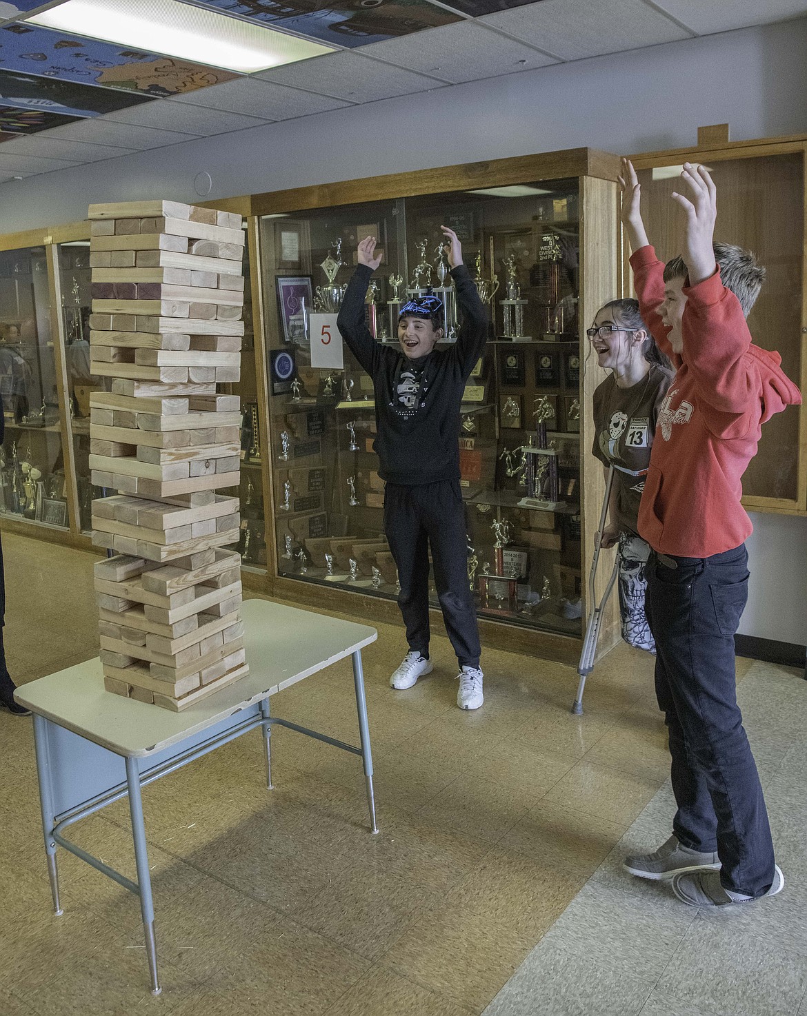 Students play Jenga at The Brain Bash. (Tracy Scott/Valley Press)