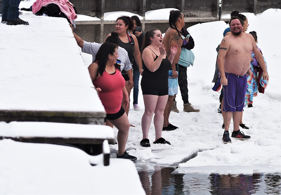 People prepare to take the plunge. (Scot Heisel/Lake County Leader)