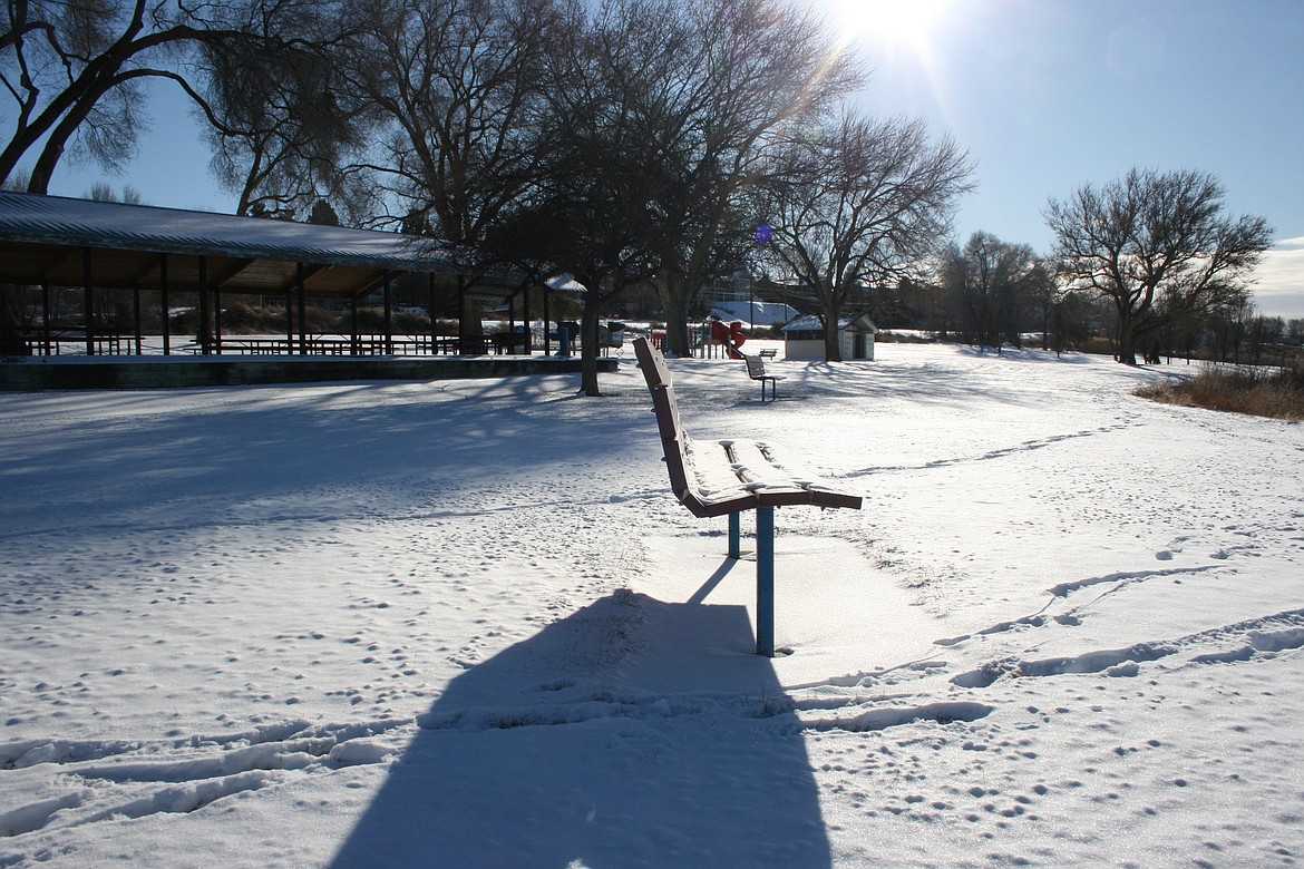 Montlake Park is shown on a snowy Friday morning.