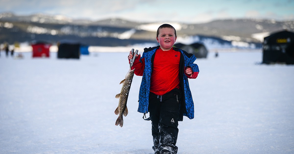 Fishing derby brings smiles to kids - Ontario OUT of DOORS