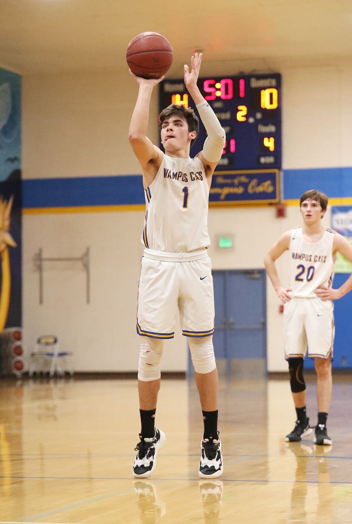 Carter Sanroman attempts a free throw Tuesday.