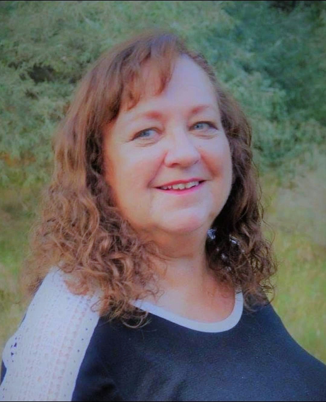 With deep sorrow we announce the death of our mom, Joy Bakker. She passed away peacefully on Jan. 18, 2022, at Confluence Health Hospital in Wenatchee after a brief, yet brave, fight with cancer.