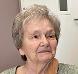 Beverly Mae Lutskas (Berreth)