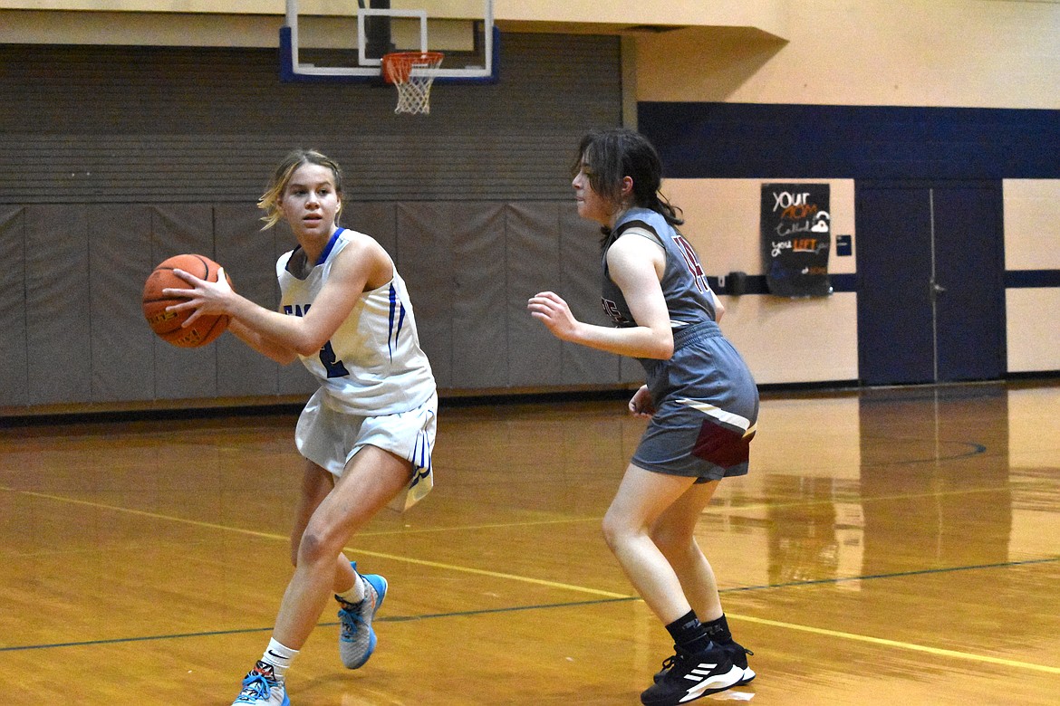 Soap Lake High School sophomore Olivia McCrady (2) passes the ball during the matchup against Waterville/Mansfield High School on Friday.