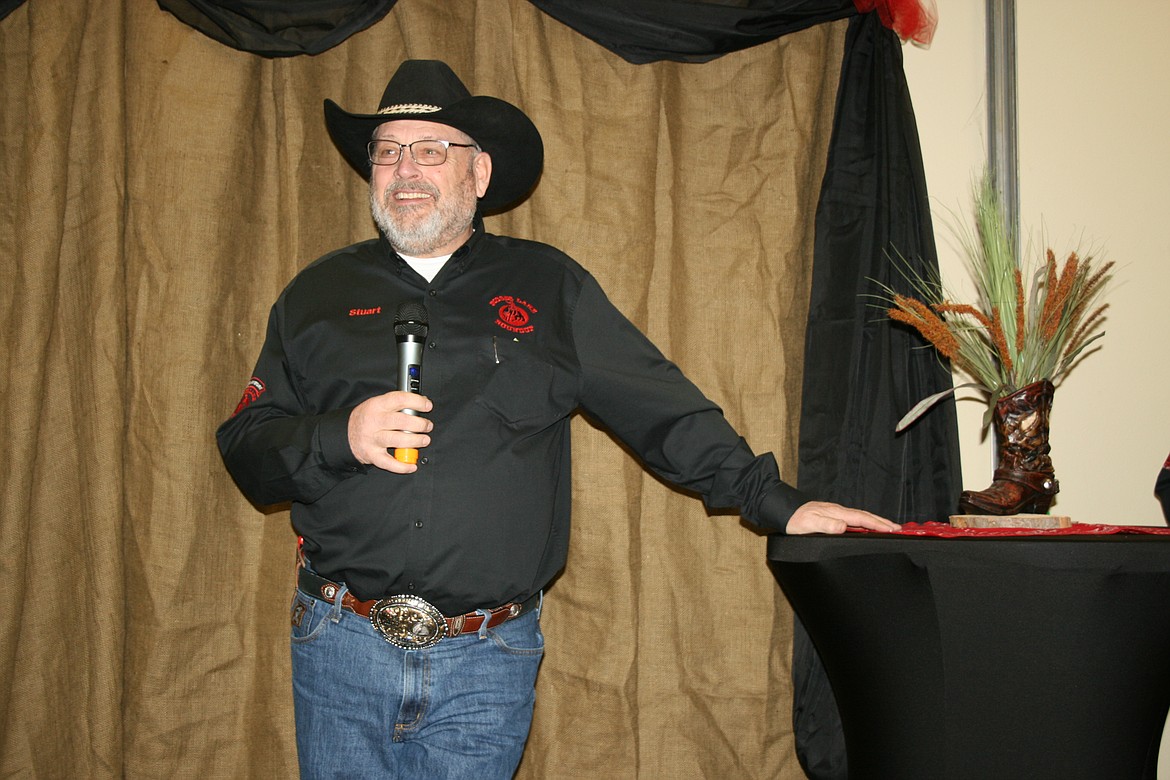 Incoming Columbia Basin Rodeo Association president Stuart Platt talks to the crowd during the CBRA Banquet on Saturday.