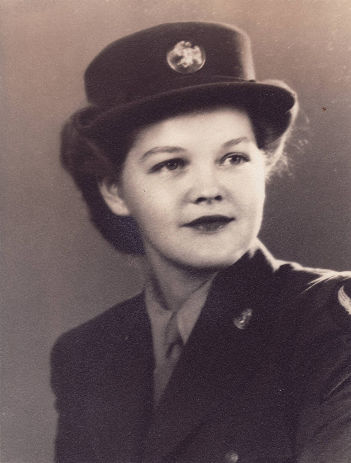 Delight Morrison Leas as a young WAC during World War II.