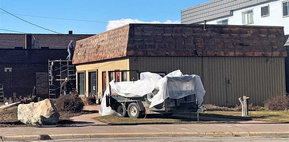 This building at the corner of First Street East and Highway 93 in Polson will be leveled to make room for Swimming Horse Distillery. (Lake County Leader)
