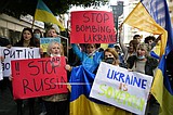 World leaders move to slap sanctions on the Kremlin