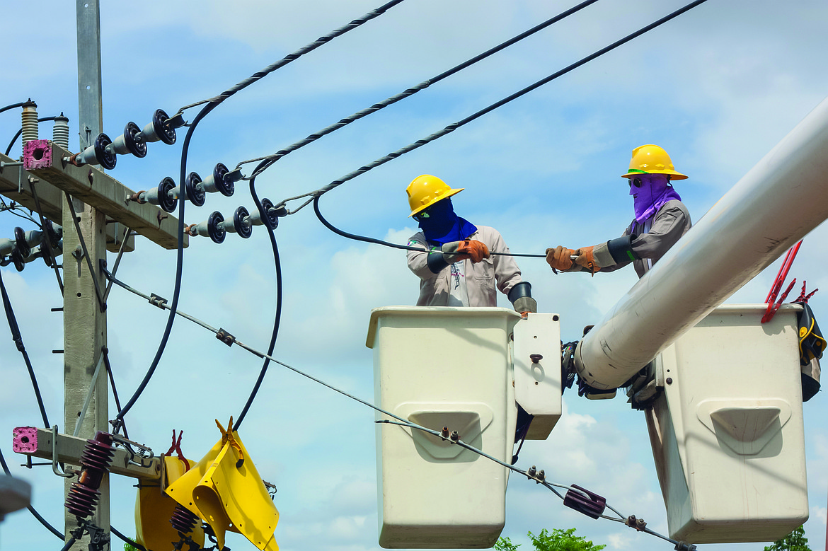 After hearing testimony about a recent increase in cases of assault and battery against public utility workers in Idaho, the Senate Judiciary and Rules Committee advanced a bill adding extra penalties for those crimes