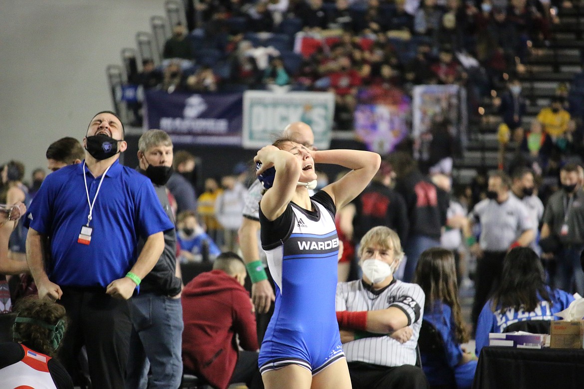 Warden High School sophomore Jada Hernandez finished her season 31-10 with a 6th place finish at state.