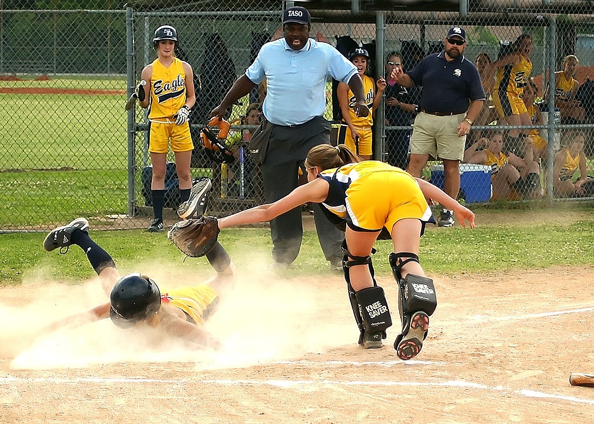 Young ladies in the Columbia Basin will soon be able to participate in upcoming softball leagues.