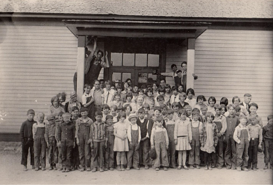 School photo from 1929. The school was located on the corner of Commerce Street and Grand Ave. where the public tennis courts are located today. (photo provided)
