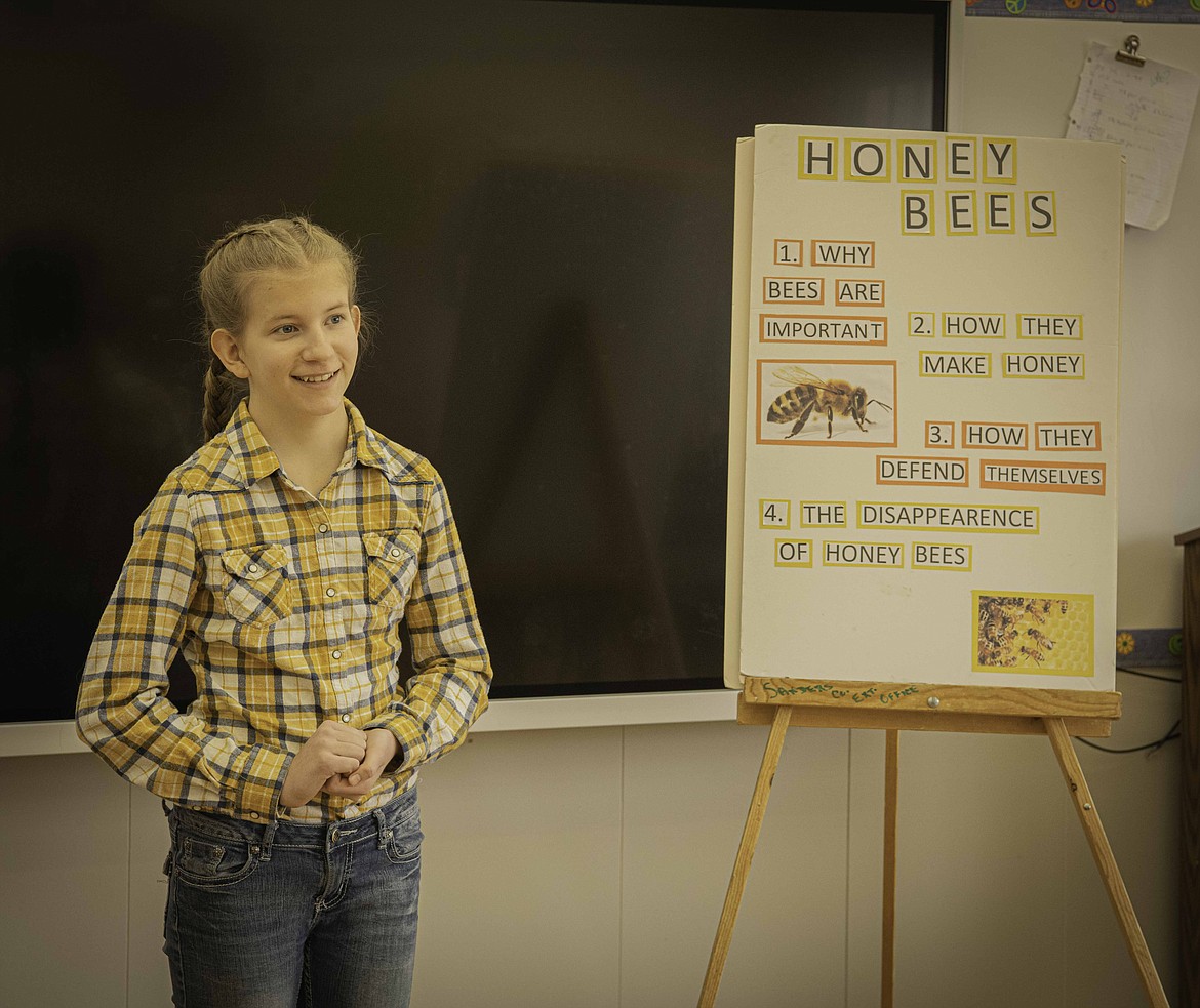 First place winner Junior Presenter Melodie Cook. (Tracy Scott/Valley Press)