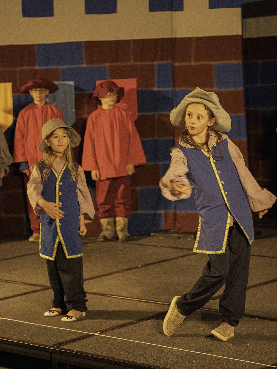 Plains students perform "The Emperor's New Clothes." (Tracy Scott/Valley Press)