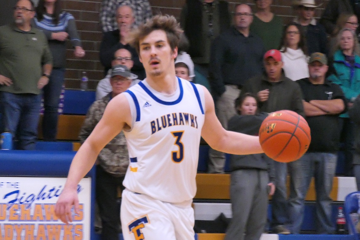 Senior guard Nathan Schraeder was chosen to the all-state team as well as the Western 7B conference first team. (Chuck Bandel/Valley Press)