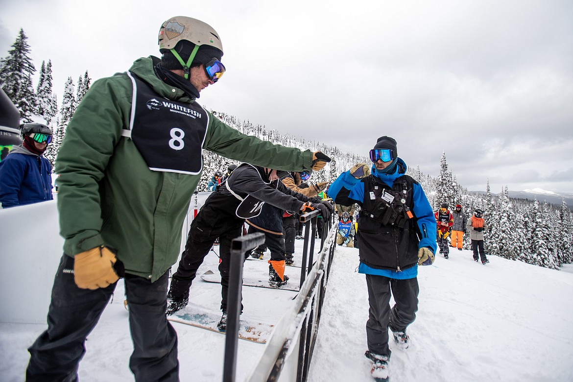 The last racers check-in before the drop. (JP Edge photo)