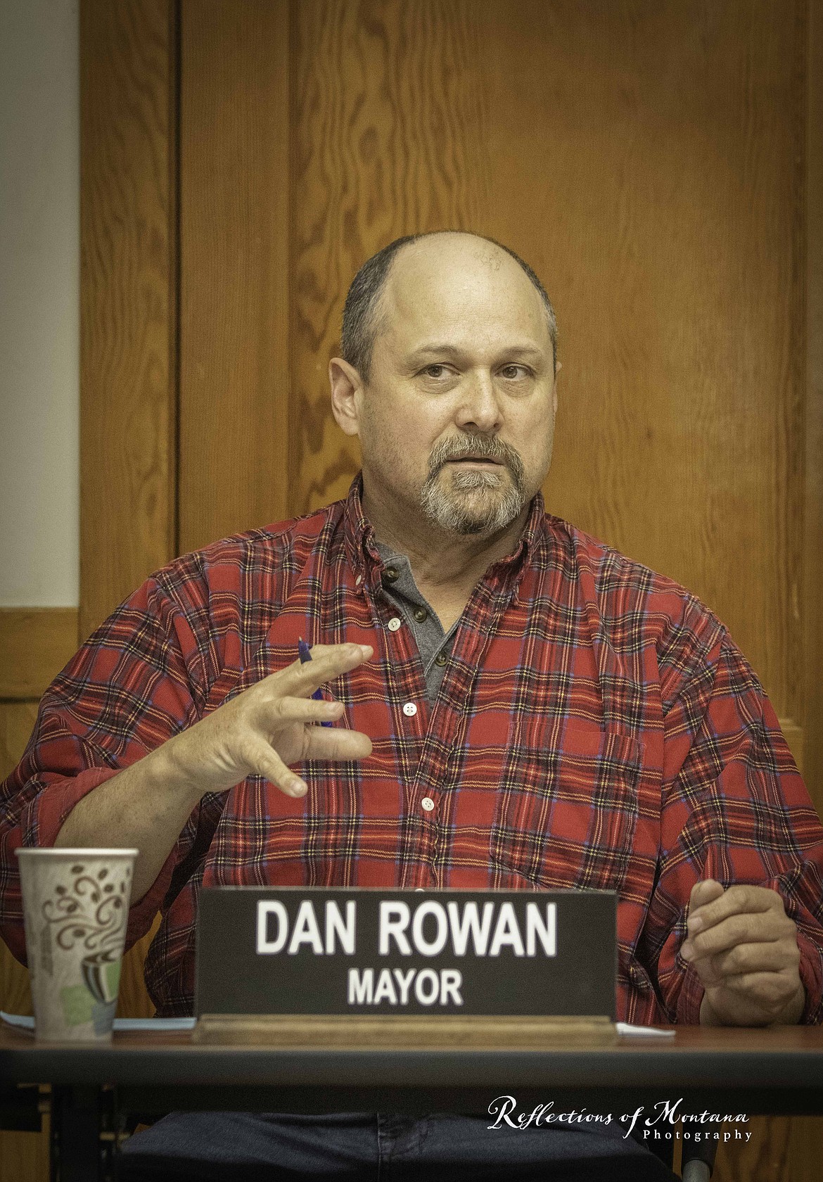 Plains Mayor Dan Rowan at council meeting last week. (Tracy Scott/Valley Press)