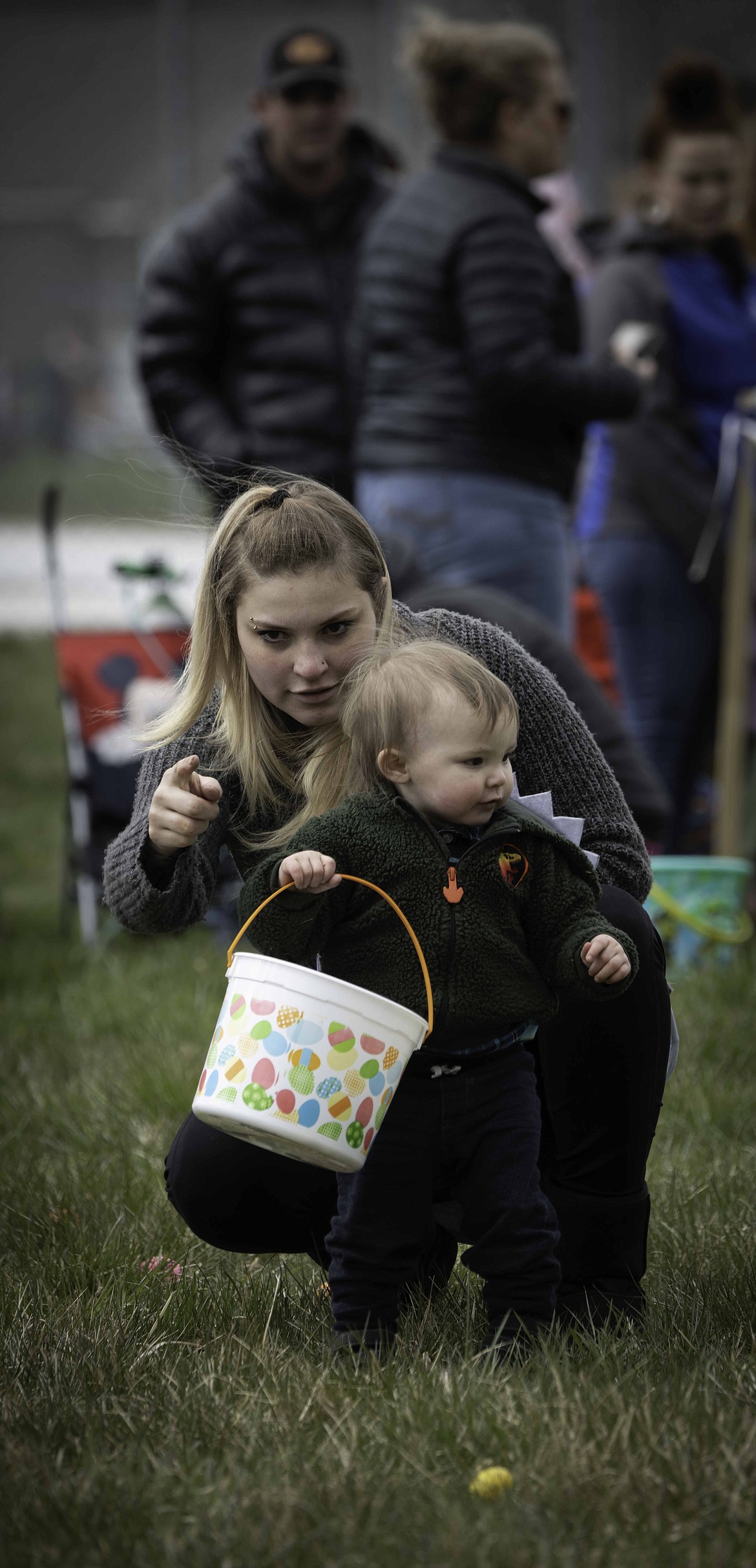 Children on the prowl for Easter eggs at a community event in Plains. (Tracy Scott/Valley Press)