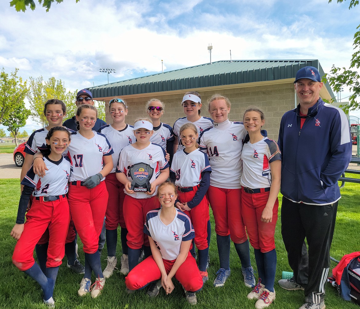 Courtesy photo
The 12U Lake City Thunder girls fastpitch softball team won the championship game in the Silver Bracket at the Washington Angels Mother's Day Invite recently in Pasco, Wash. In the front is Allison Grantham; second row from left, Ella Ferguson, Adilyn Wenglikowski, Brooklyn McPhedran, Shasta Ackerman, Reese Dutton, Ollie Dudley and coach Levi Wenglikowski; third row from left, Ava Nevills, Shae Jones, Jaya Felix and Raygen Dutton; and rear, coach Gene Ciraulo.