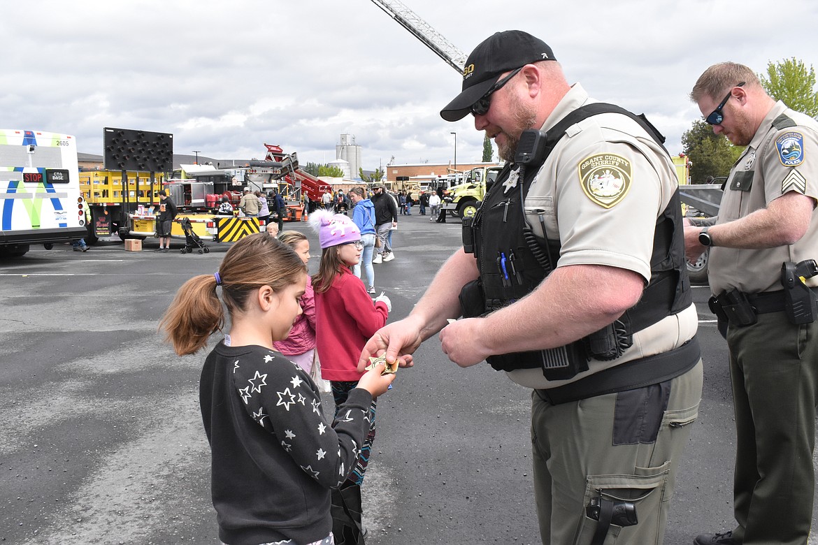 Grant County Sheriff’s Office was in attendance at the event and handed out stickers to children. GCSO attends many public events as a way of supporting community efforts to help those in need and to connect with the public.