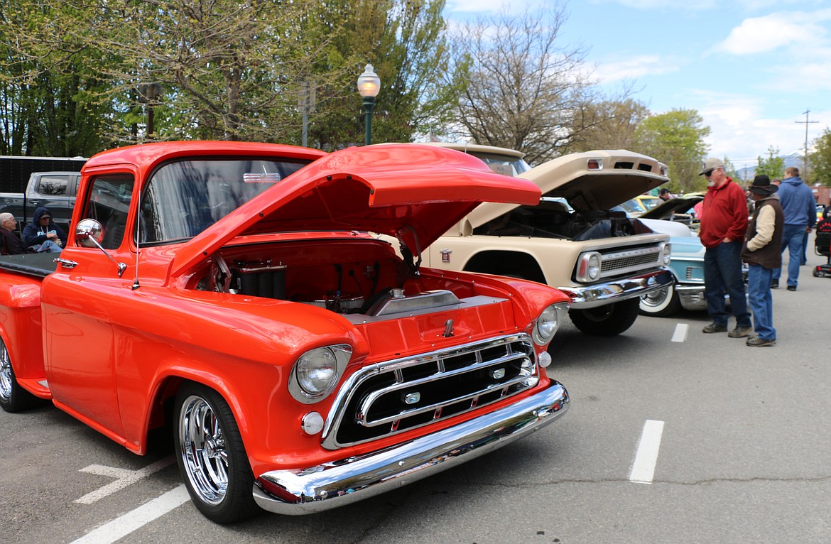 Hundreds of classic and vintage cars and thousands of fans filled the streets of downtown Sandpoint as Lost in the '50s returned for its 35th anniversary following a two-year hiatus due to the pandemic.
=