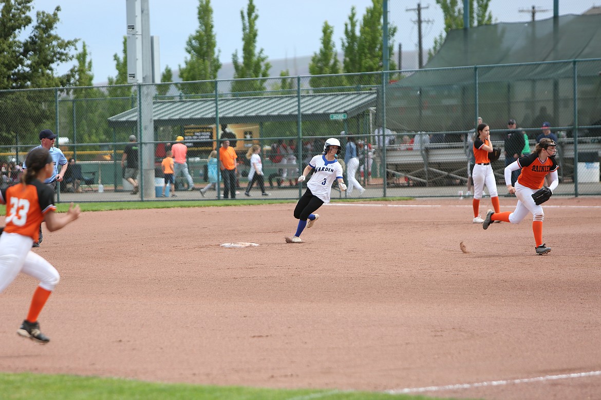 Warden sophomore Briannalee Martinez rounds second base in the first inning of Warden’s 16-2 loss in the 2B state tournament.