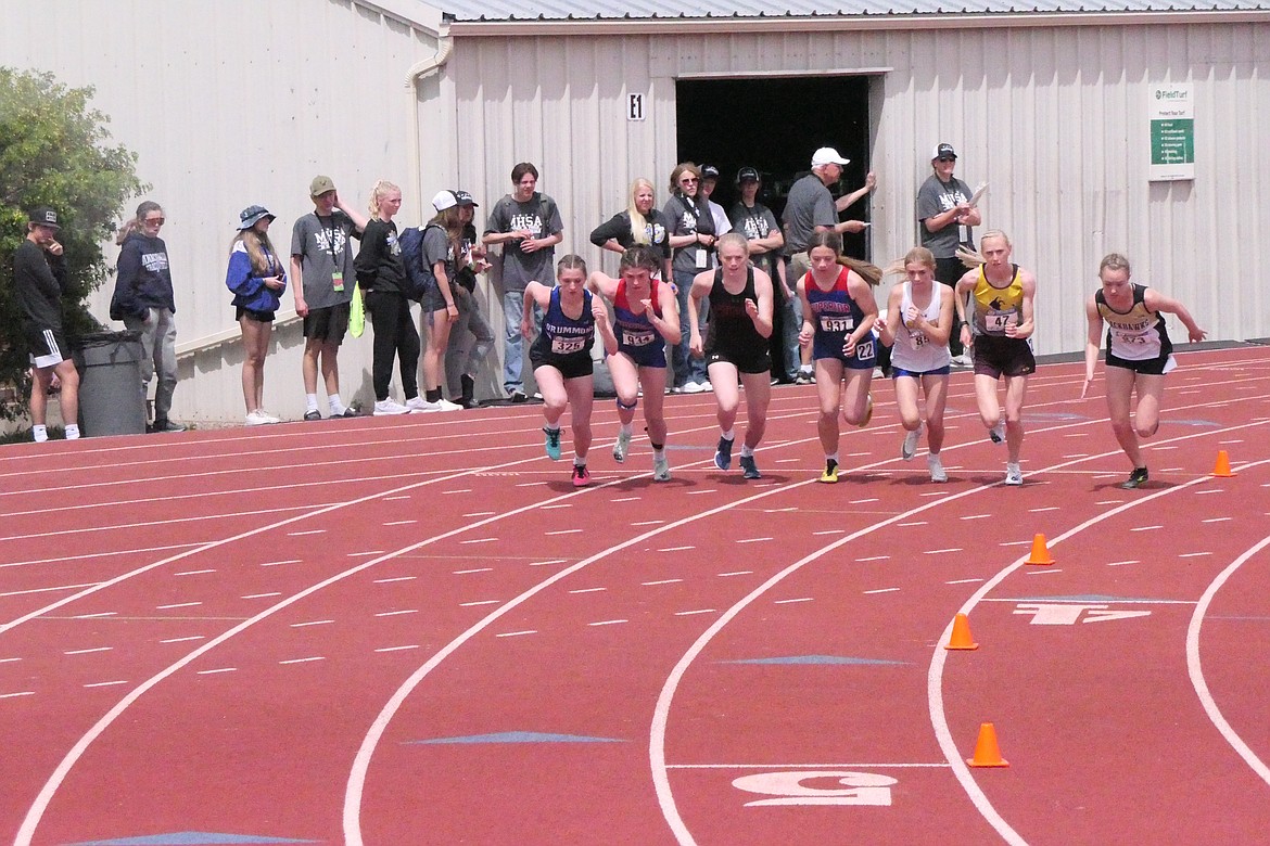 Superior runners Sorren Reese (2nd from left) and Braedyn Mangold (fourth from left) at the start of the Women's Class C 800 meters run at the BC state championships Saturday in Great Falls.  (Chuck Bandel/MI-VP)