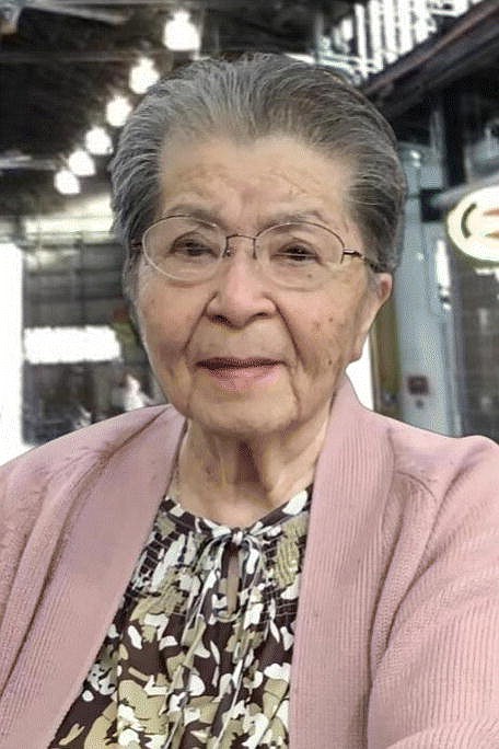 Yemiko "Emi" Rosenow reached the end of her incredible life on May 8, 2022, at the age of 95.