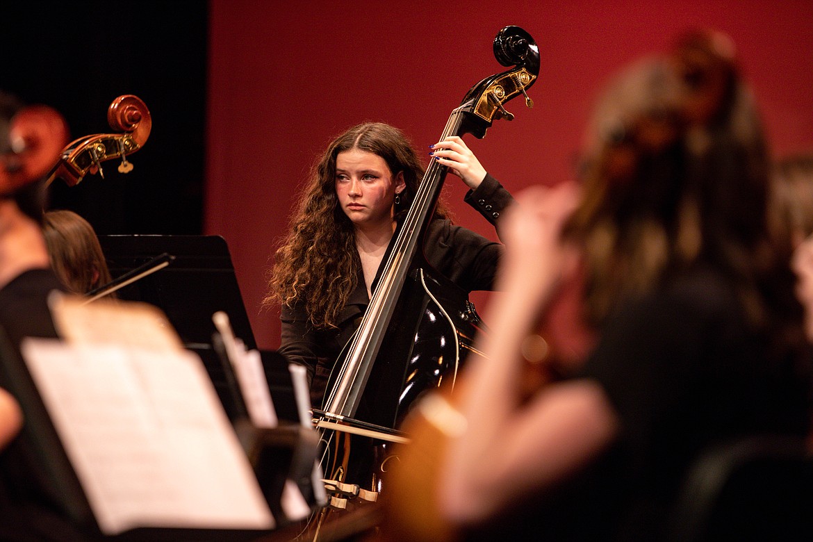 Eighth grader Brynn McDonald on the bass. (JP Edge photo)