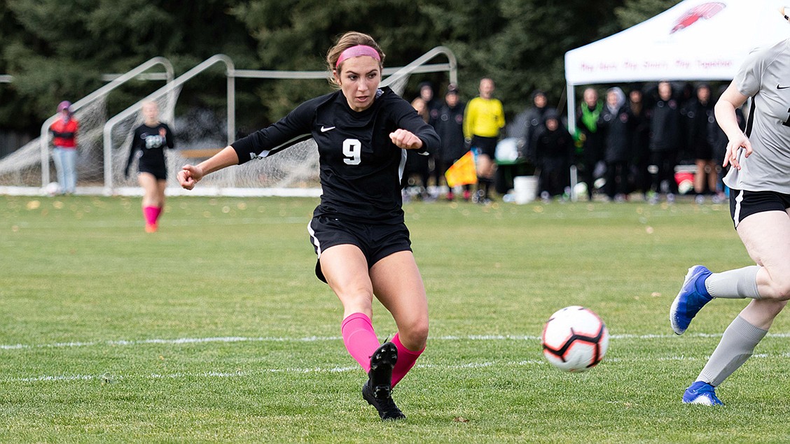 Central Washington Alumni Sophia Keenan will be playing at Solen University in Southampton, England. During her time at CWU, she started in 58 games and played in 70.