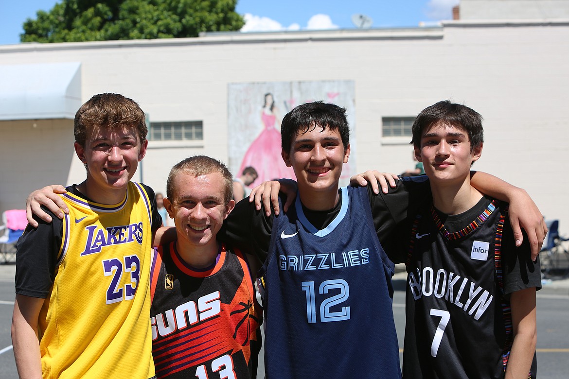 Teams had the opportunity to coordinate their uniforms, and some chose to wear the jerseys of NBA players.