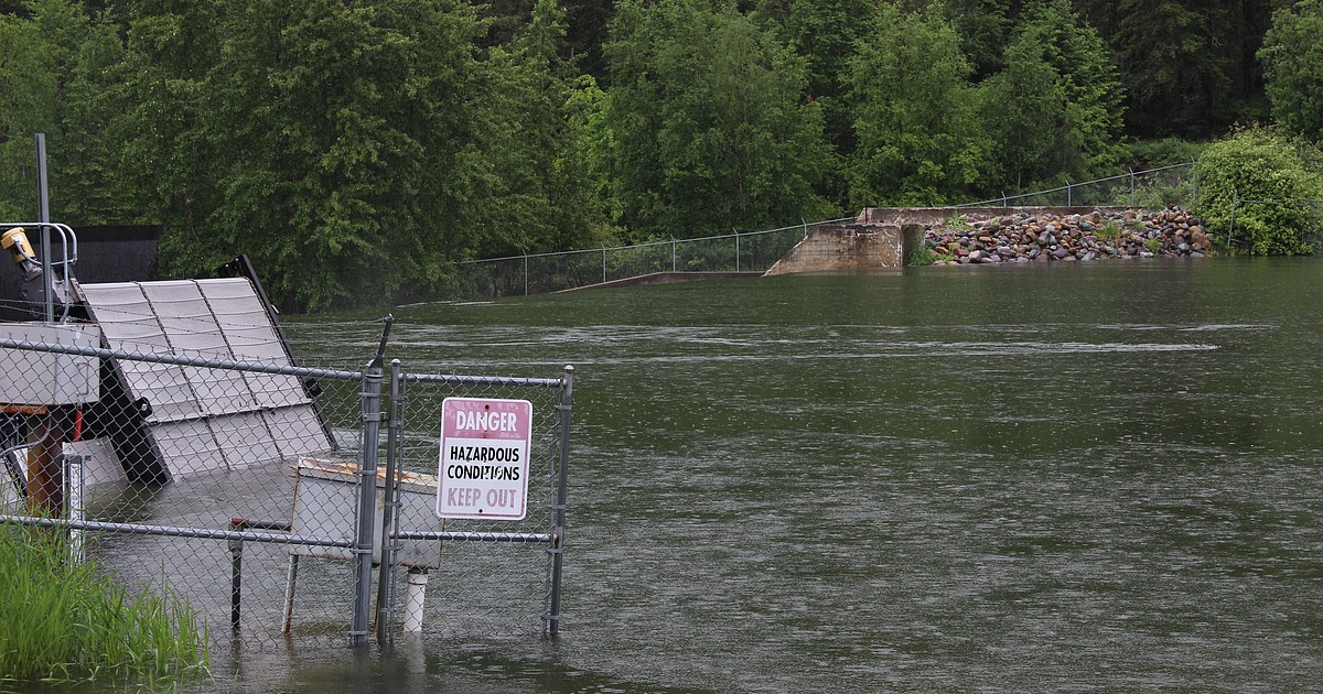 With Flathead Lake at full pool, local law enforcement warns residents ...