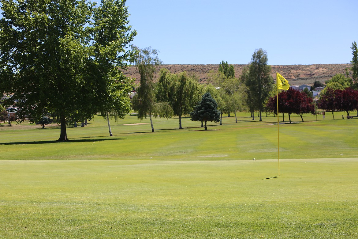 The Legacy Resort will play host to the inaugural Just Hit Straight golf tournament, raising money for the Warden wrestling program.