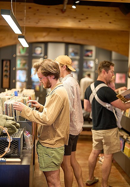 Slow Burn Records trae vibraciones de vinilo a Whitefish