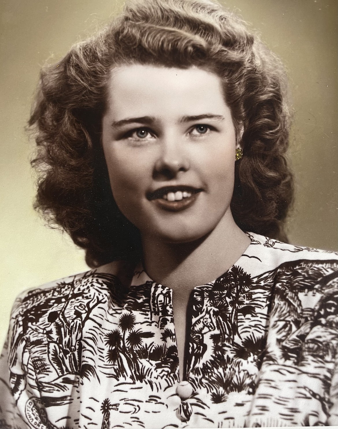 Helen Bruce passed away peacefully on the morning of July 1, 2022, in Kennewick, Washington at the age of 95.