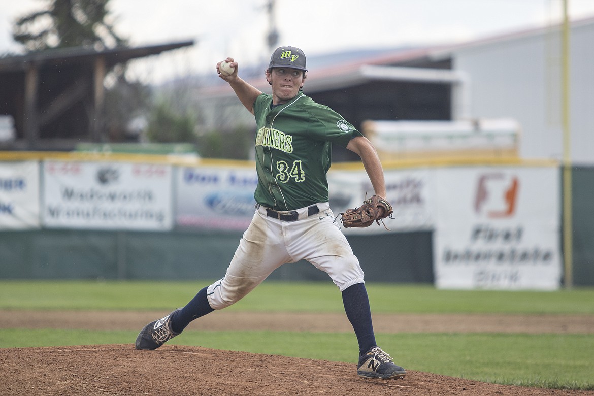 Mariner pitcher Dylan Davis rifles a strike past a Dillon batter. (Rob Zolman/Lake County Leader)