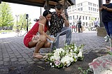Police: Gunman fired 70 plus rounds at July 4 parade, 7 dead