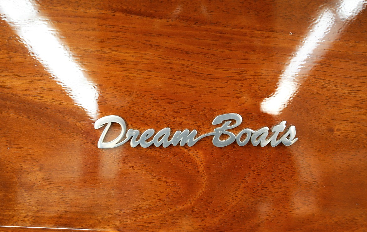 The Dreamboats logo.