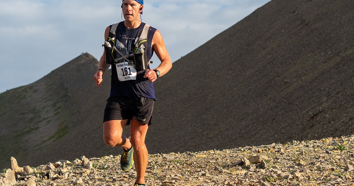 Hot Springs teacher wins grueling 100mile race Valley Press/Mineral