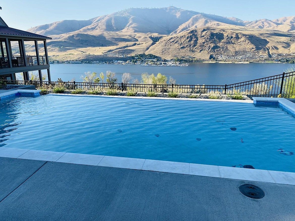 An infinity pool in Chelan recently completed by Rookard Custom Pools.