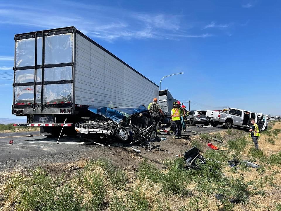 A six-vehicle accident on S.R. 281 Wednesday afternoon was caused when a semitractor-trailer failed to slow down for construction, plowing into five vehicles before coming to a stop and forcing WSP investigators to close the road for three hours.