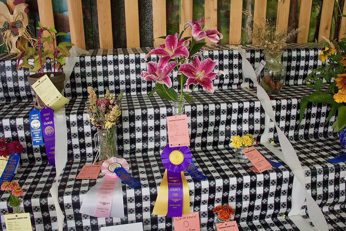 Helene Rae's lilies were named Grand Champion.