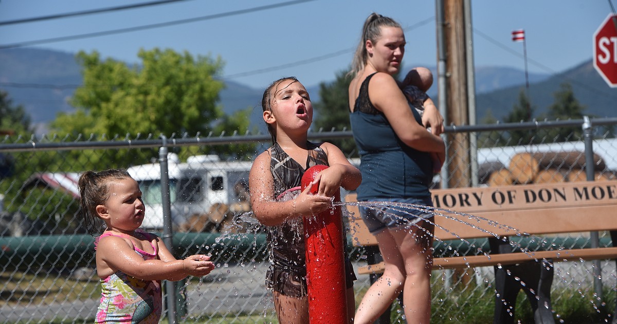 Firemans Park Splash Pad Cools The Kiddos Western News